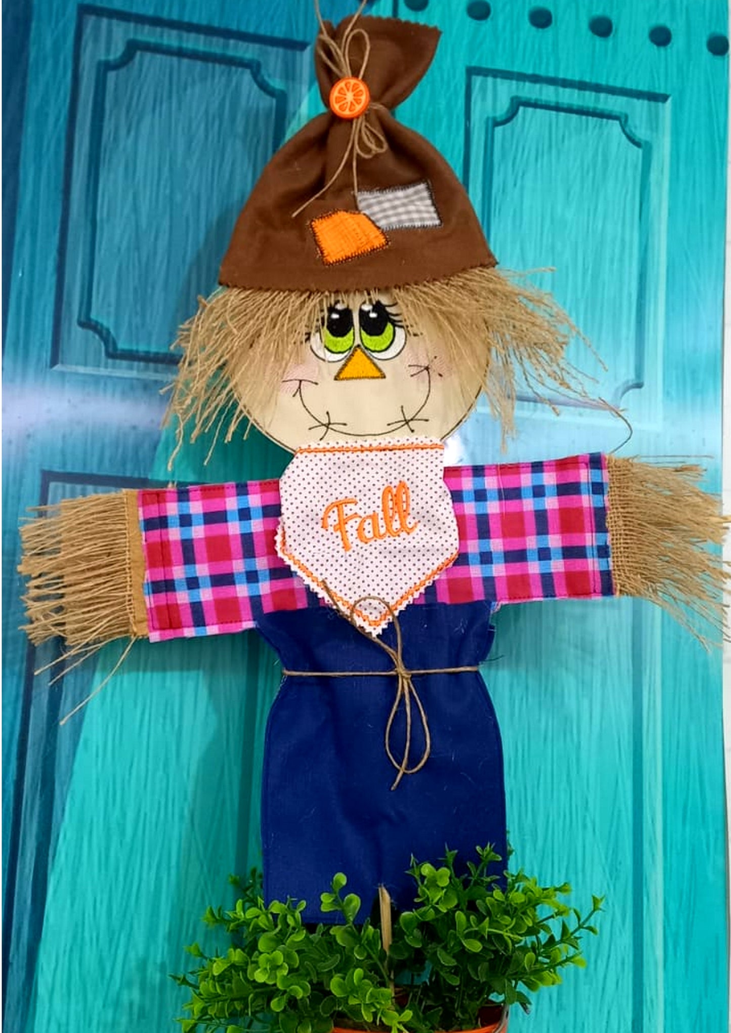 Scarecrow Vase Ornament - ITH Project - Machine Embroidery Design