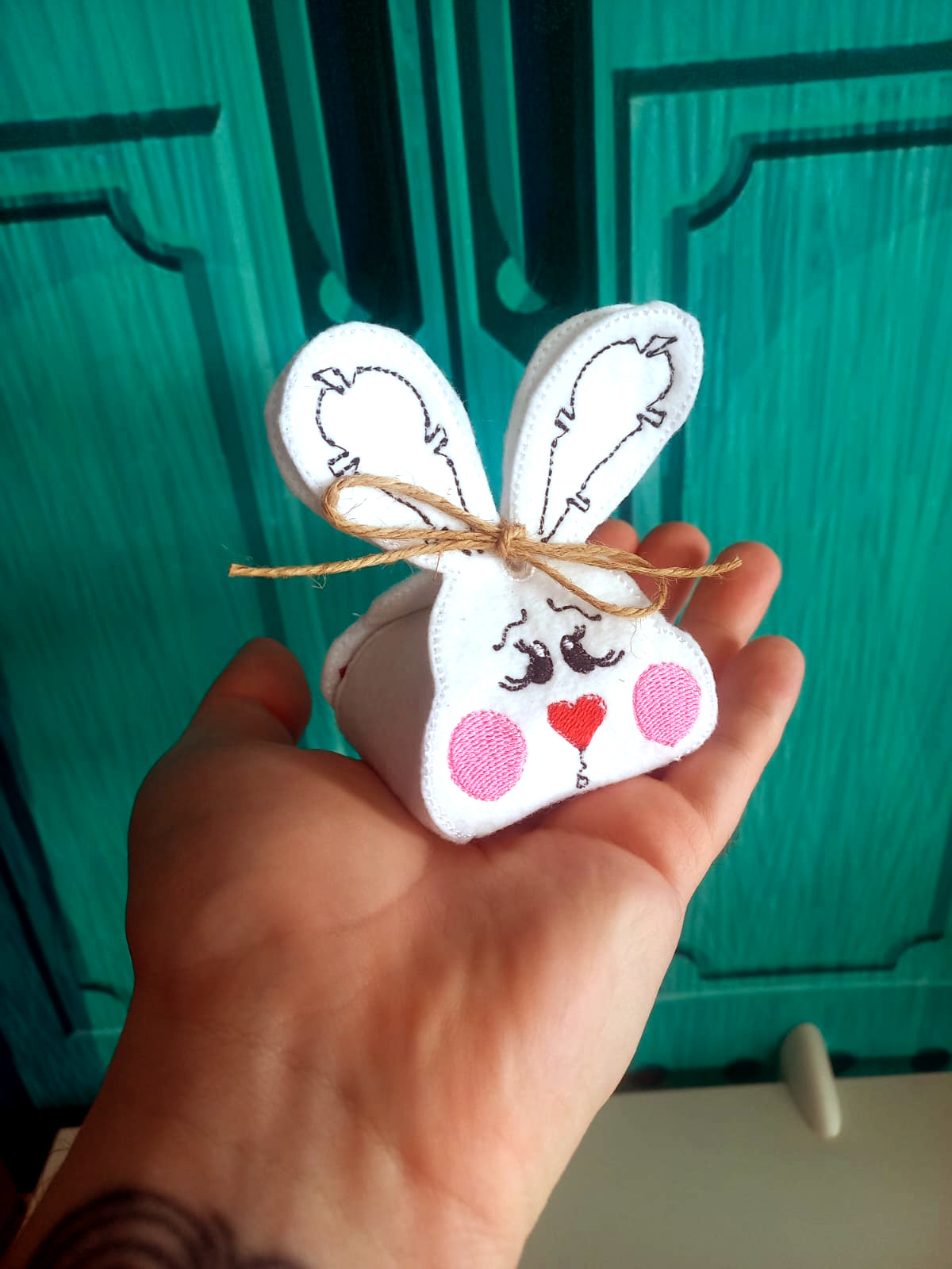 Cute Bunny Candy Bag - ITH Project - Machine Embroidery Design