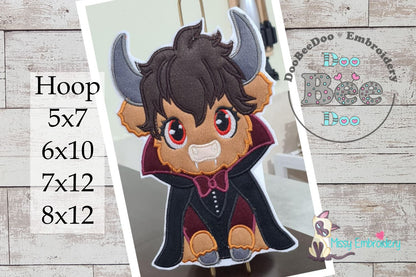 Dracula Hisghland Cow Paper Towel Holder Cover – ITH Project – Machine Embroidery Design