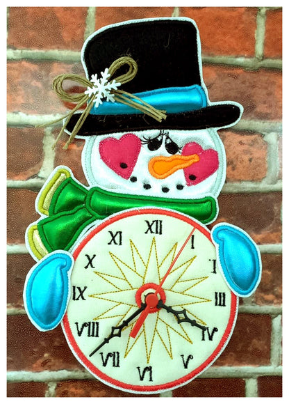 Christmas Clocks Set of 2 Designs - ITH Project - Machine Embroidery Design