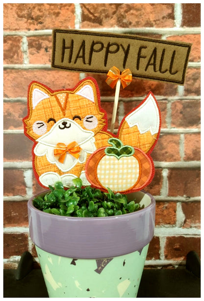 Happy Fall Cat Ornament - ITH Project - Machine Embroidery Design