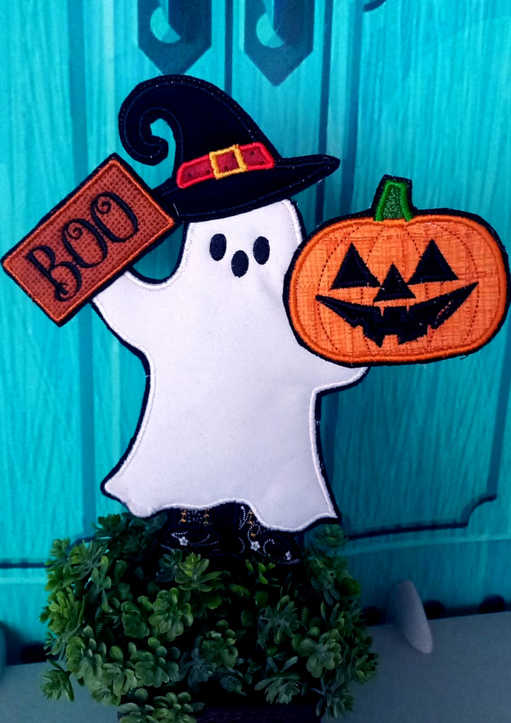 Cute Ghost Ornament - ITH Project - Machine Embroidery Design