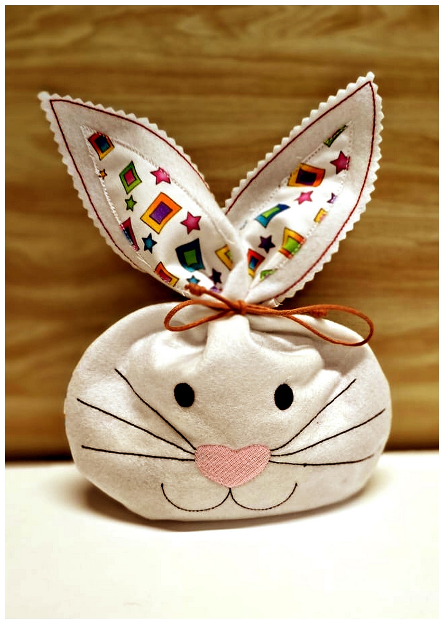 Cute Bunny Candy Bag   - ITH Project - Machine Embroidery Design