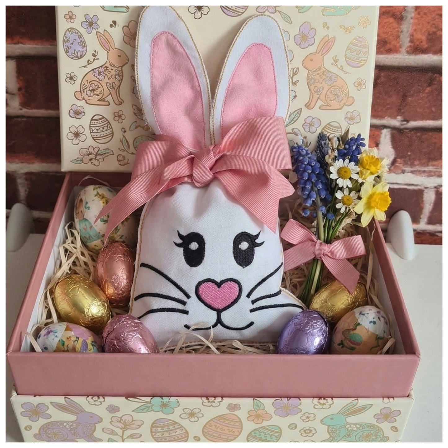 Cute Girl Bunny Candy Bag   - ITH Project - Machine Embroidery Design