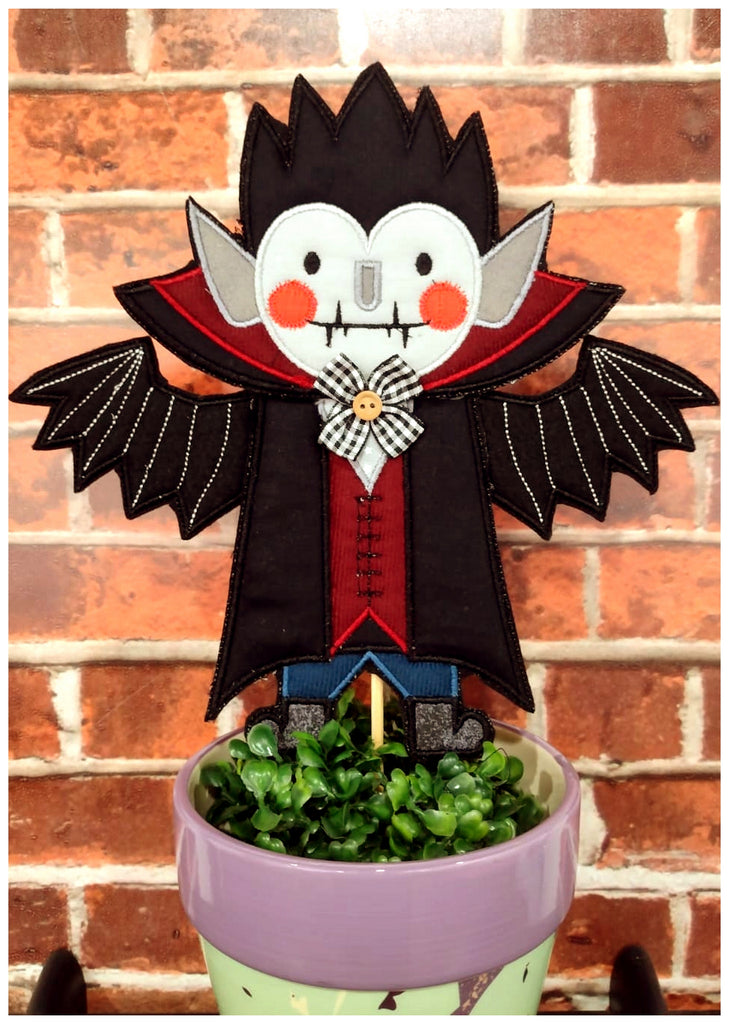 Cute Vampire Ornament - ITH Project - Machine Embroidery Design