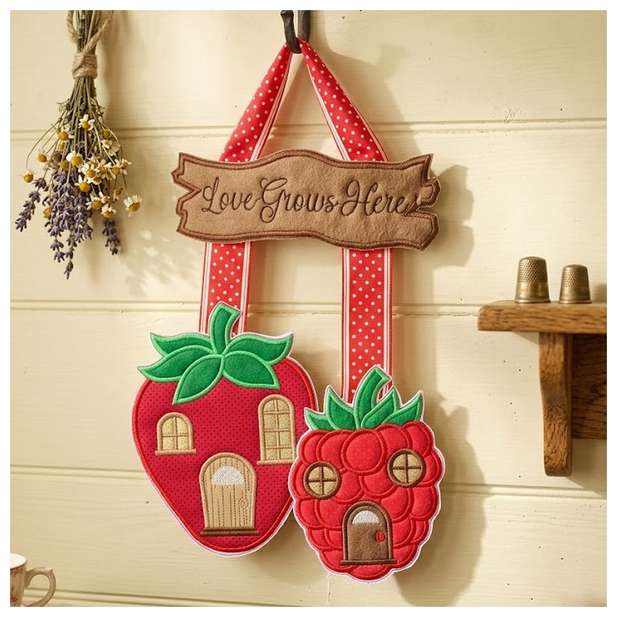 Fruit´s House Door Ornament - ITH Project - Machine Embroidery Design