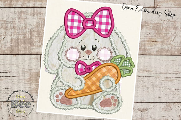 Cute Bunny holding carrot - Applique