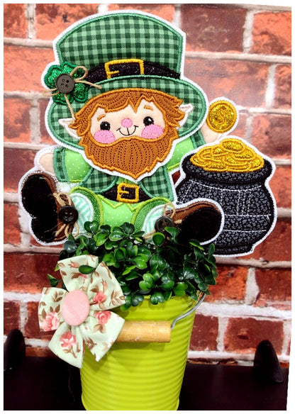 Cute  Leprechaun Ornament - ITH Project - Machine Embroidery Design