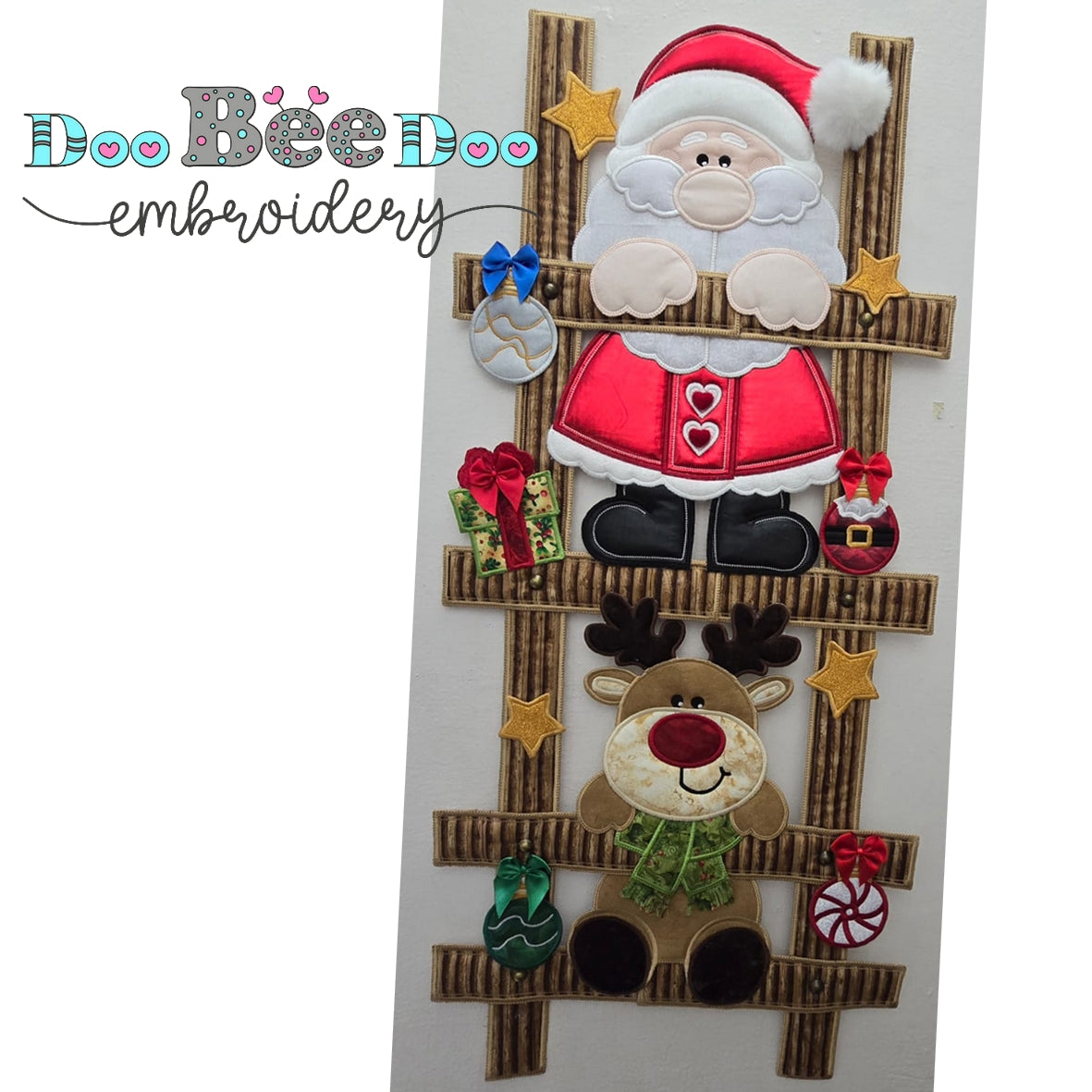 Santa and Reindeer Christmas Ladder Door Hanger – ITH Project – Machine Embroidery Design