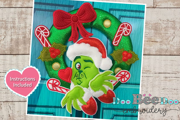 Christmas Grinch Love Wreath - ITH Project - Machine Embroidery Design