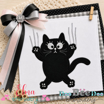 Scratching Cat – Appliqué – Machine Embroidery Design