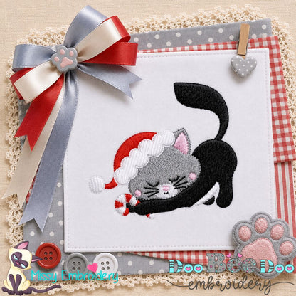 Playful Christmas Kitty - Fill Stitch - Machine Embroidery Design