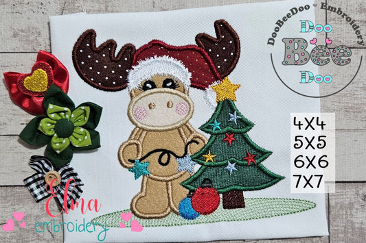 Cute Reindeer & Christmas Tree – Applique – Machine Embroidery Design