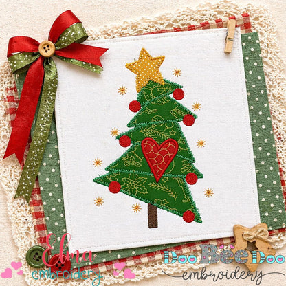 Cozy Christmas Tree with Heart – Appliqué – Machine Embroidery Design