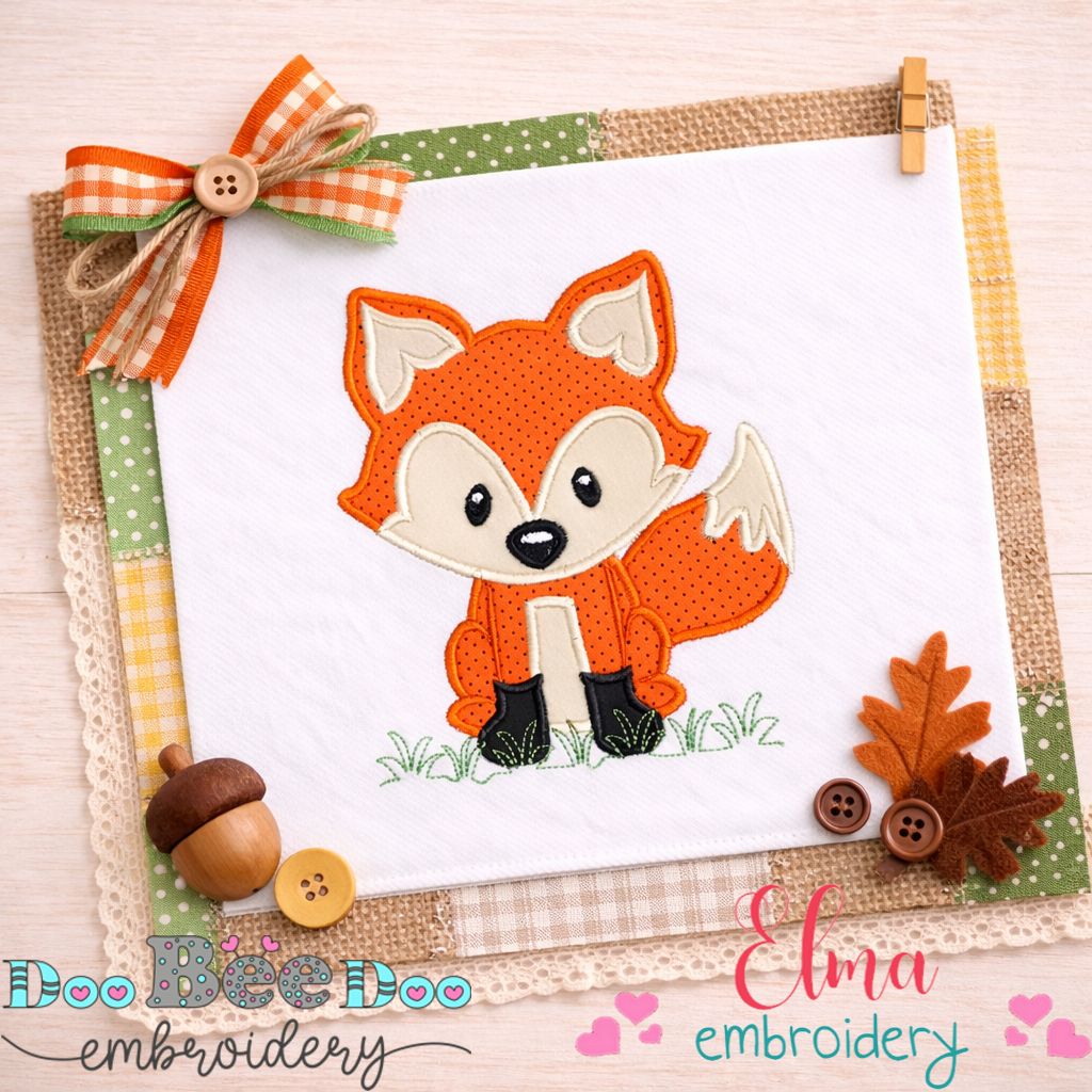 Cute Woodland Fox with Grass - Appliqué - Machine Embroidery Design