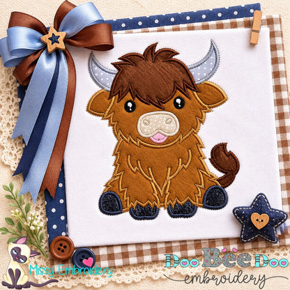 Sweet Highland Cow - Appliqué - Machine Embroidery Design