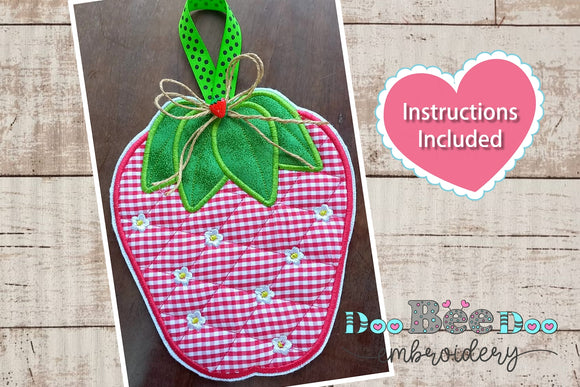 Strawberry Mug Rug - ITH Project - Machine Embroidery Design