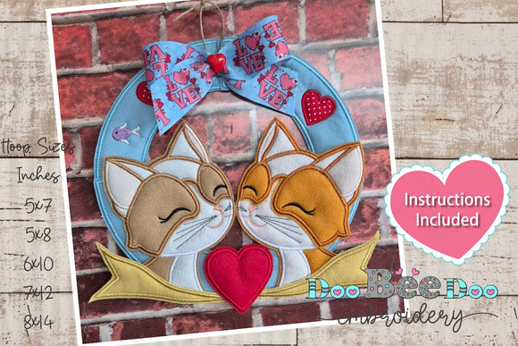 Kittens in Love Wreath - ITH Project - Machine Embroidery Design