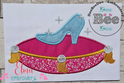 Princess Cinderella Shoe - Applique - Machine Embroidery Design
