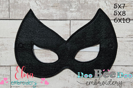 Heroine Catwoman Mask 🖤 – In The Hoop – Machine Embroidery Design