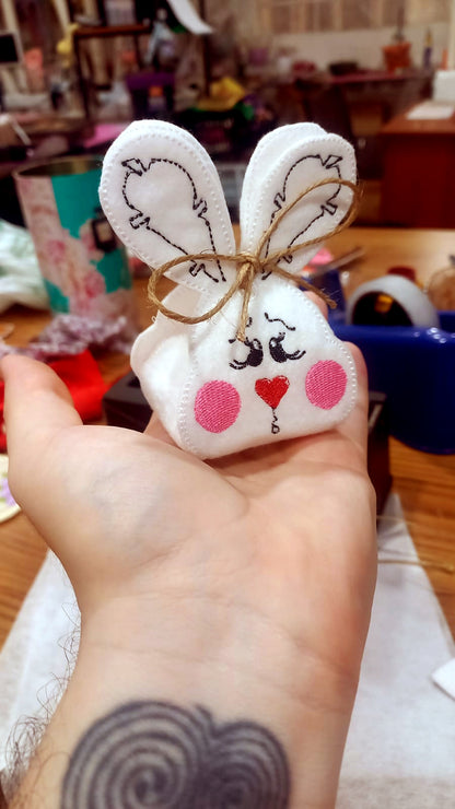 Cute Bunny Candy Bag - ITH Project - Machine Embroidery Design