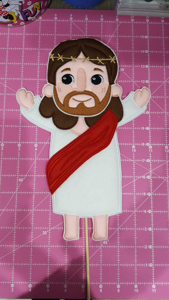 Jesus Ornament - ITH Project - Machine Embroidery Design