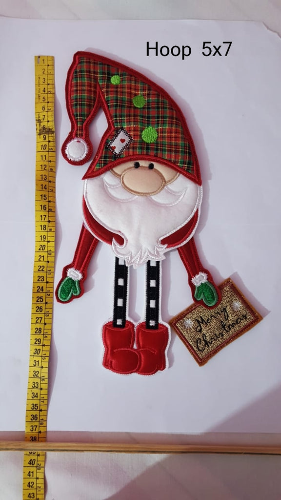 Gnome Merry Christmas Ornament - ITH Project - Machine Embroidery Design