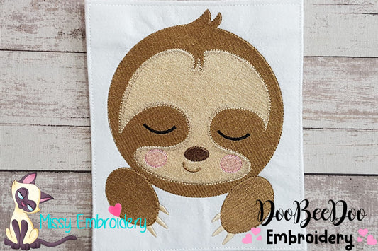 Baby Sloth Sleeping - Fill Stitch