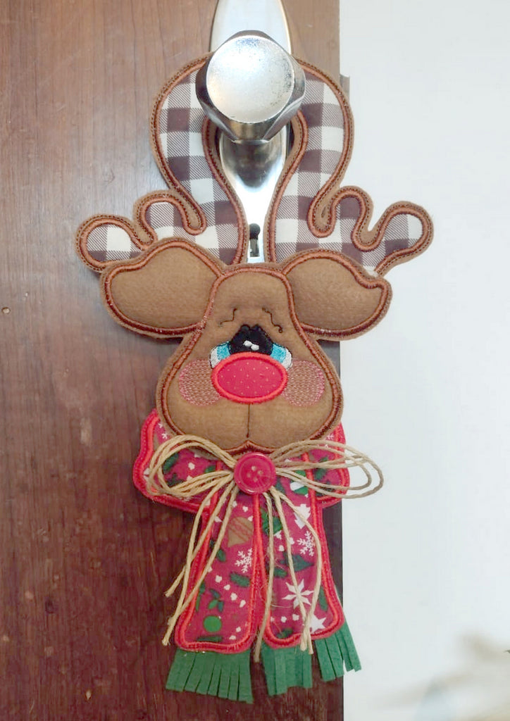 Country Reindeer Ornament - ITH Project - Machine Embroidery Design