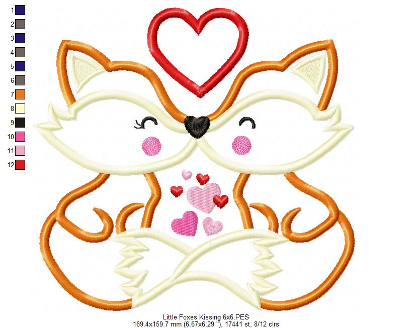 Little Foxes Kissing - Applique
