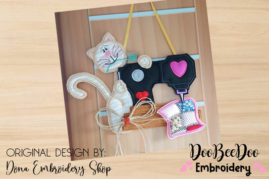 Sewing Machine Cat - ITH Project - Machine Embroidery Design
