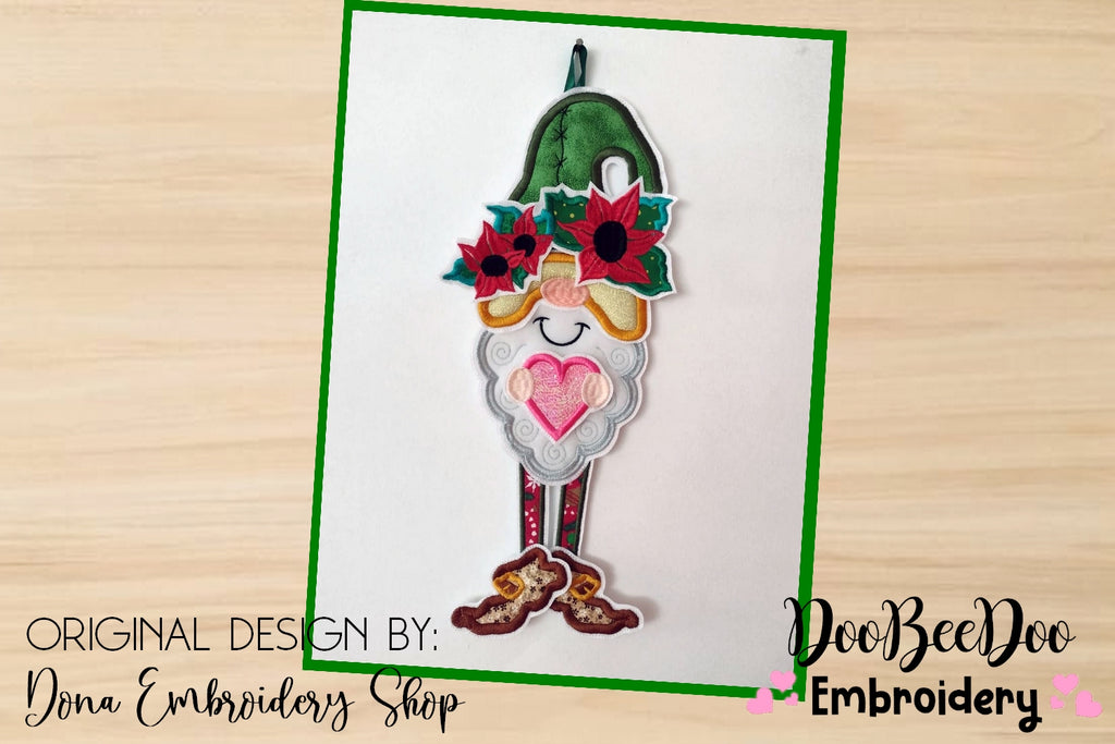 Christmas Flowers Gnome Ornament - ITH Project - Machine Embroidery Design