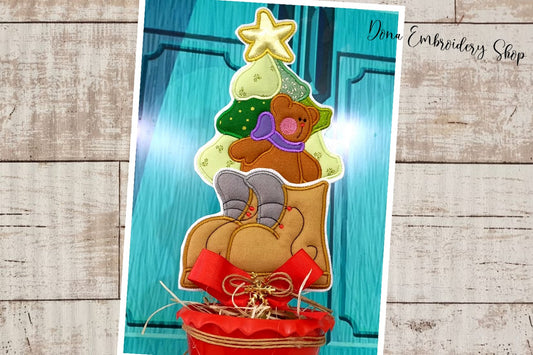 Bear in the Boot Christmas Vase Ornament - ITH Project - Machine Embroidery Design