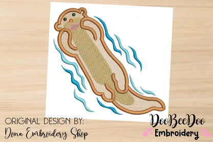 Happy Otter - Applique