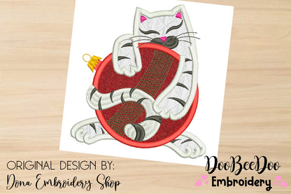 Christmas Cat - Applique