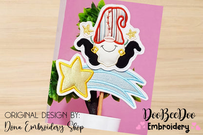 Christmas Gnome - ITH Project - Machine Embroidery Design