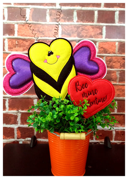Bee my Valentine Ornament - ITH Project - Machine Embroidery Design