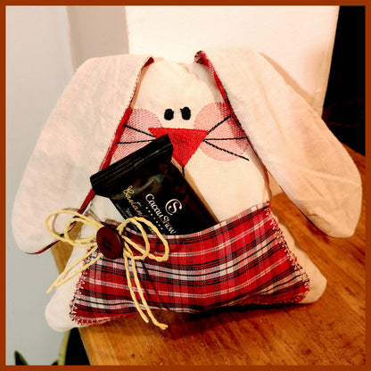 Bunny With Pocket - ITH Project - Machine Embroidery Design