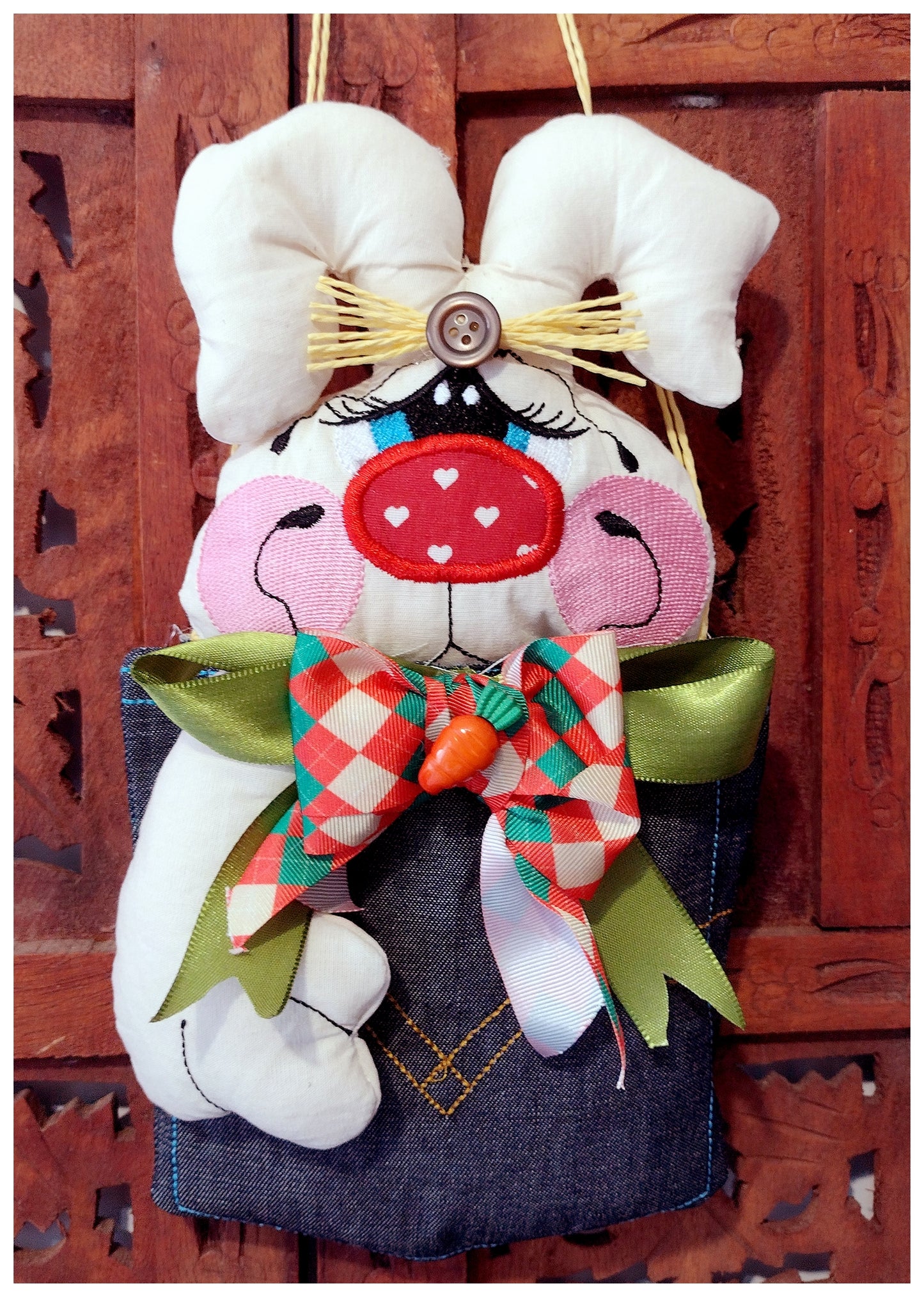 Bunny in the Pocket Ornament - ITH Project - Machine Embroidery Design