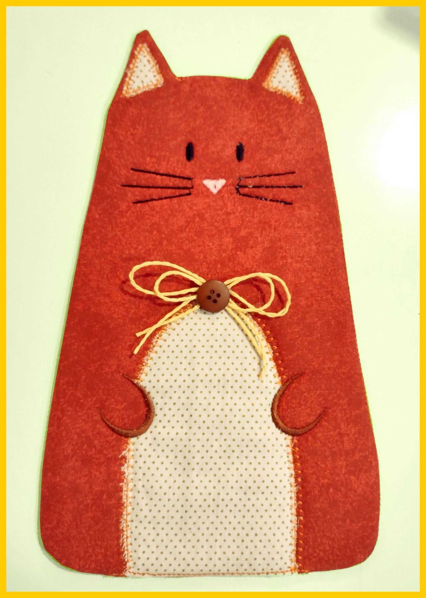Cute Cat Mug Rug - ITH Project - Machine Embroidery Design