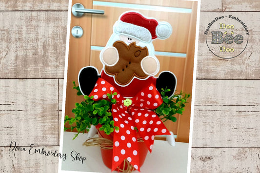 Santa Claus and Gingerbread - ITH Project - Machine Embroidery Design