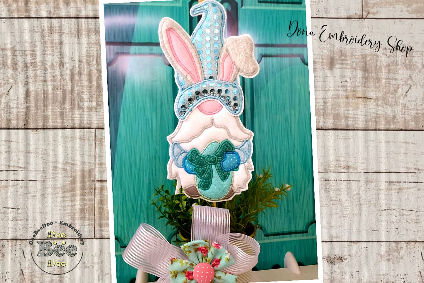 Blue Easter Gnome Ornament - ITH Project - Machine Embroidery Design