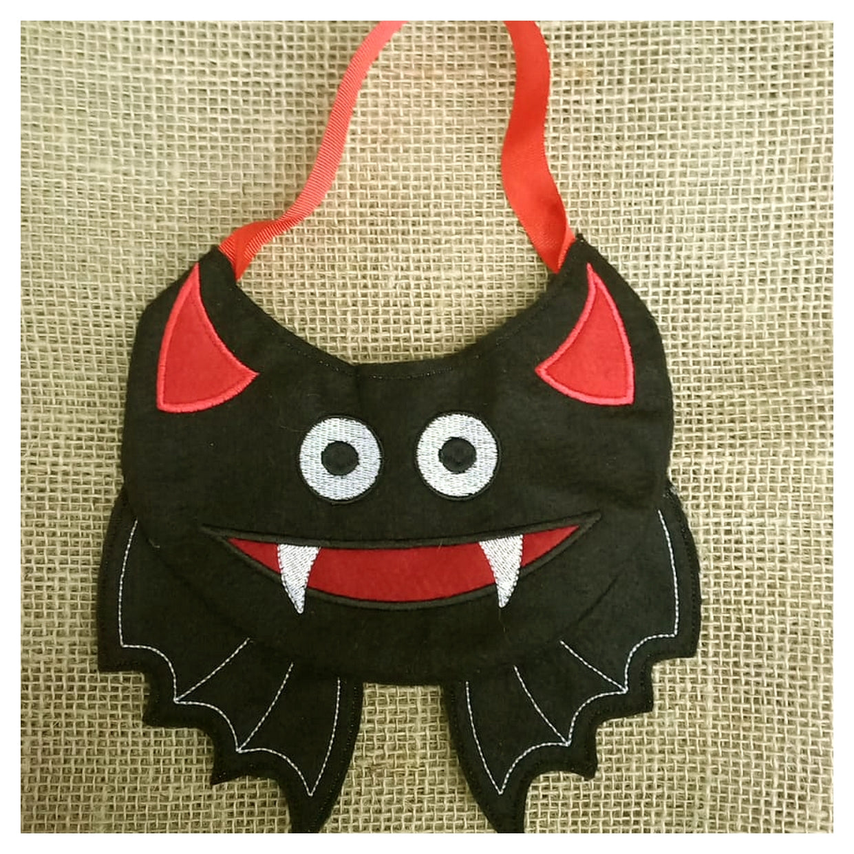 Halloween Bat Candy Bag - ITH Project - Machine Embroidery Design
