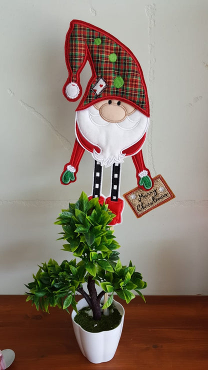 Gnome Merry Christmas Ornament - ITH Project - Machine Embroidery Design
