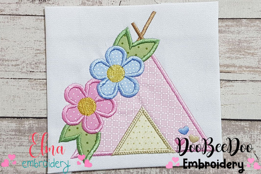 Tee Pee with Flowers - Applique