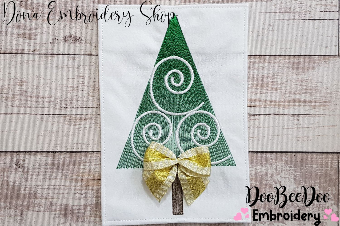 Christmas Tree - Rippled Embroidery
