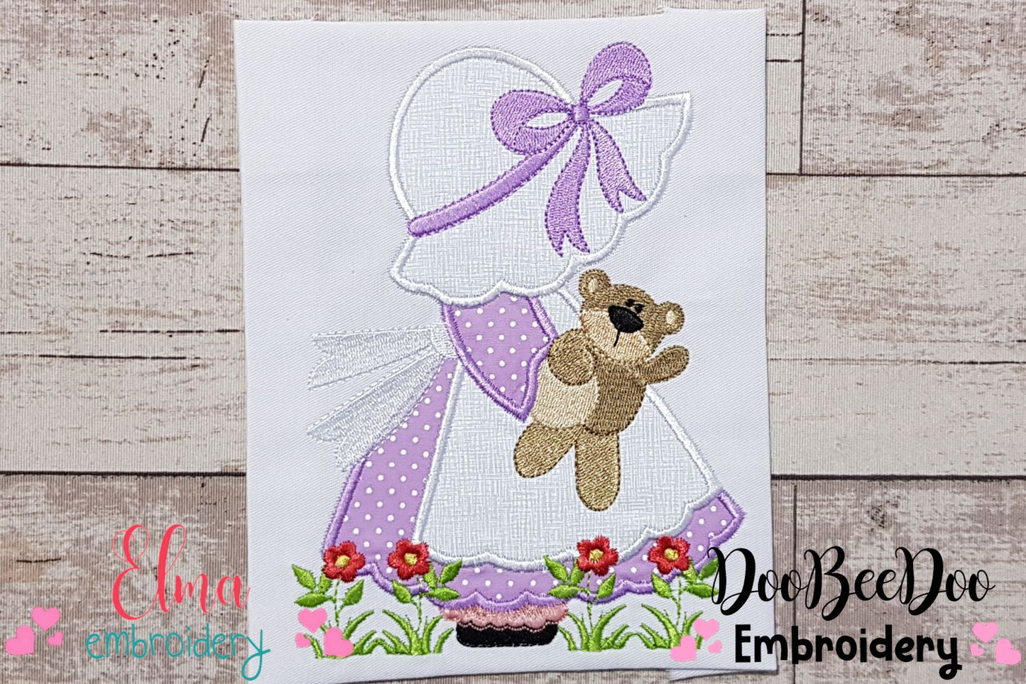 Sunbonnet with Teddy Bear - Applique