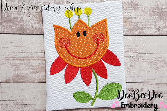 Cute Flower Smiling - Applique