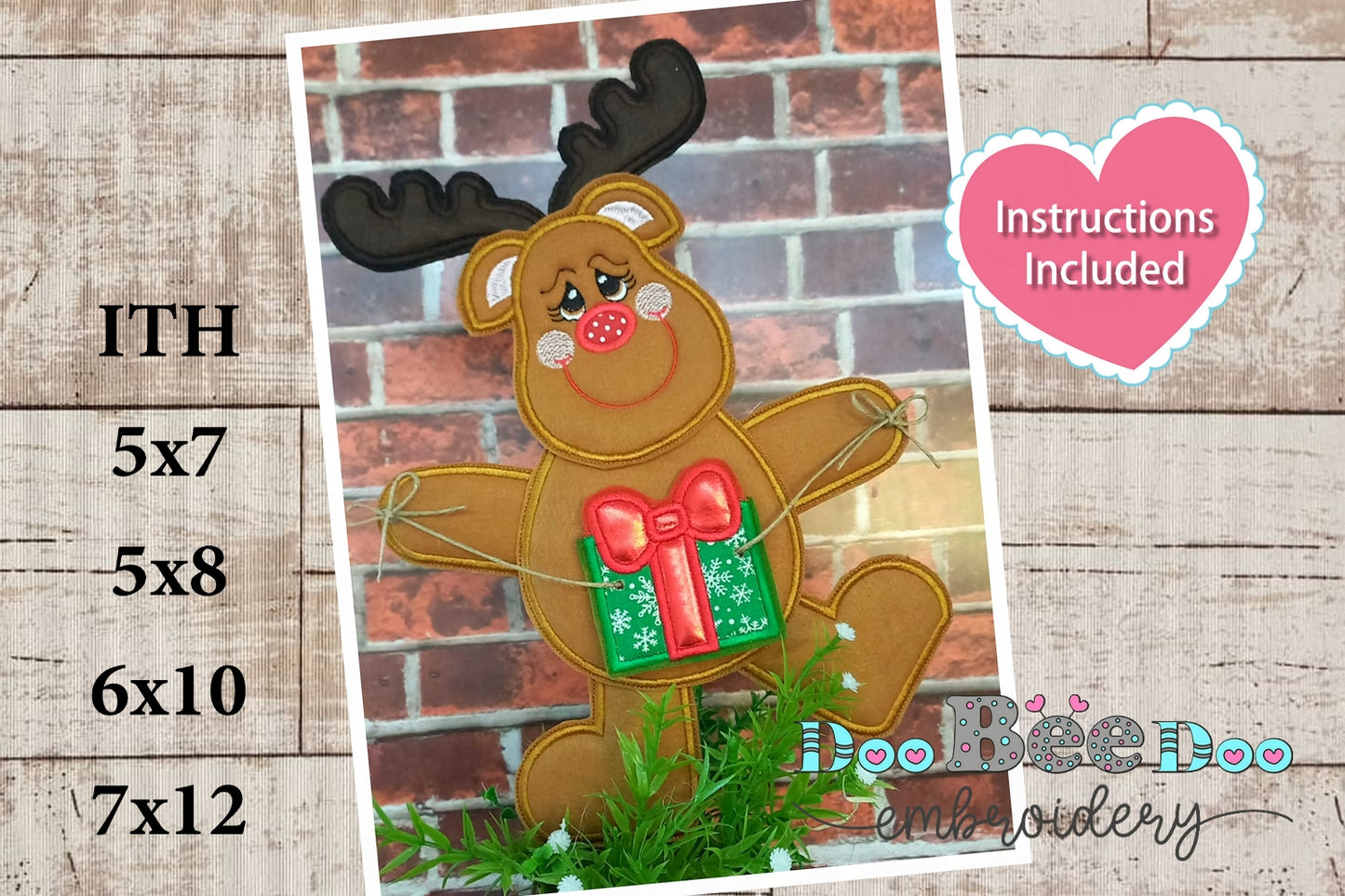 Reindeer with Gift Vase Ornament - ITH Project - Machine Embroidery Design