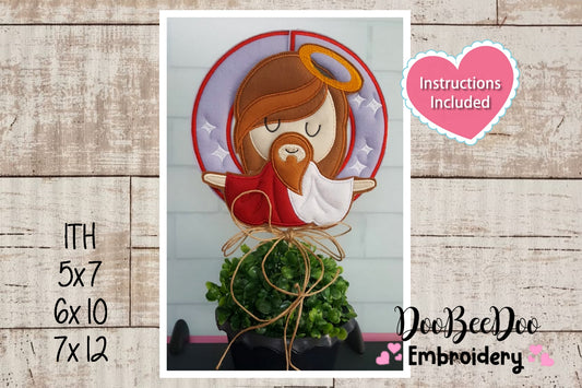 Holly Jesus Wreath - ITH Project - Machine Embroidery Design